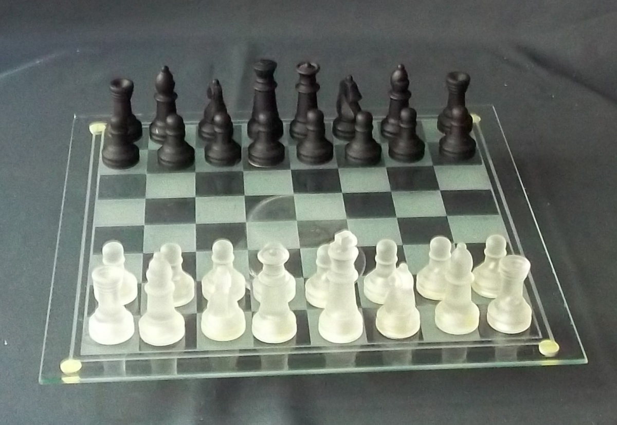 Jogo de xadrez em vidro 32 peças