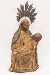 PIETÁ. imagem de madeira com resquícios de policromia.Século XVIII. Alt.16 cm