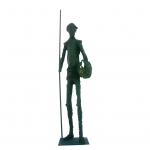 MARIO AGOSTINELLI. Escultura em bronze representando Dom Quixote ( lança danificada). Alt. 119 cm