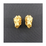 Belíssimo par Brincos ouro 18 k em forma de Leão, contrastado, marcas da grife italiana. Peso 8,2 gr