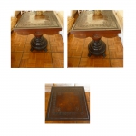 Par de mesas laterais em madeira nobre com tampo em couro pirogravado e tacheado, pés em colunas torneadas, med. 56 x 58 x 58 cm