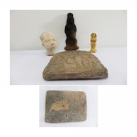 Lote com 4 peças egípcias (3 em argila e 1 em metal)