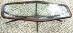 J.SCAPINELLI. Mesa de centro em jacarandá com tampo de vidro. Medidas 37 x 128 x 52 cm