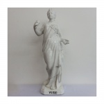Estatueta em porcelana vitrificada representando Verão . Alt. 89 cm. (restaurada)