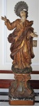 Imagem portuguesa São João Batista em madeira ricamente policromada, com resplendor em prata, med: 105 cm + 50 cm de pedestal (falta 1 dedo da mão esquerda)