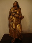 Imagem em madeira, sec. XVIII, policromada e dourada representando Evangelista, med: 67 cm