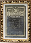 Reprodução fotográfica em P/B da apólice nº 1 da Sulamérica - Companhia de Seguro de Vida, med. total 41 x 30 cm. Estado de conservação bom