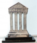 Escultura em alumínio base em mármore "Prêmio ANSP 2002", Estado de conservação razoável (base solta)