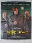 Cartaz para divulgação do filme "Buffet Froid" , França 1979 (Coquetel de assassinos, traduzido), com marcas do tempo e de dobras, medindo 154 cm x 116 cm