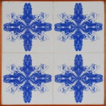 FERNANDO DE LA ROCQUE.  Quatro azulejos emoldurados, decoração azul e branca com figuras eróticas, medindo 31 x 31 cm. Assinado no verso de proprio punho do artista.
