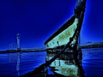 ODIR ALMEIDA. "Barco", fotografia colorida, 37 x 49 cm. Assinada. Emoldurada com vidro, 53 x 64 cm.