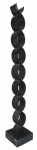 JOAQUIM TENREIRO (1906 / 1992) - "COLUNA" -  Magnífica escultura em ferro pintada de preto. Assinada na base. Alt. 240 cm. Acompanha base original em mármore italiano (14 x 40 x 40 cm).