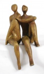 HENRIETTE GRANJA. Escultura dupla em bronze dourado e polido, representando Casal, medindo 23 cm de altura (2 peças.) Assinatura não encontrada.