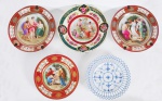 Lote contendo 5 pratos de porcelana, sendo:  4 modelo Viena  e 1 azul ( 25 cm e 21 cm ) e branco modelo Bavaria ( 28 cm).