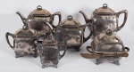 Serviço de chá e café em pewter  ingles ,com decoração chinoisérie, sendo: 3 bules, leiteira, açucareiro e manteigueira com espátula.