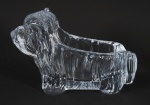 Cristal europeu, design contemporâneo representando cachorro, med. 11 x 17 x 8 cm