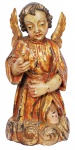 Anjo estilo barroco em madeira patinada e dourada ( necessita restauro). Alt. 45 cm