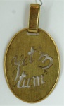 Medalha em ouro amarelo "Jet'm tum". Peso total 6,8 gr