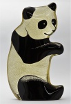 ABRAHAM PALATNIK.  Escultura em resina de poliester representando "Urso Panda ". Assinada. Alt 16 cm