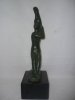 BRUNO GIORGI. " Mulher sentada". Escultura de bronze.Monogramado com selo da Fundição ZANI.Assinado.Alt. total 52 cm