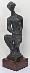 Bruno Giorgi - "Maternidade", escultura de bronze com base em madeira, alt. total 48 cm