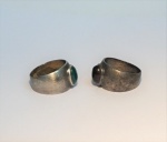 BURLE MARX. Dois anéis em prata e pedras brasileiras. Assinados. Aros 16. Peso total 9,3 gr