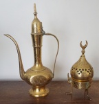 2 peças libanesas em metal dourado altura 20 e 19 cm