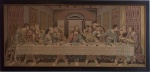 Tapeçaria representando Santa Ceia, medindo 70 x 163 cm. Emoldurada, 82 x 174 cm.