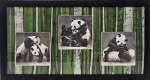 Reprodução . "Pandas", medindo 30 x 60 cm. Emoldurada com vidro, 36 x 66 cm.VENDA REVERTIDA PARA PRO CRIANÇA CARDÍACA DA DRA ROSA CÉLIA.