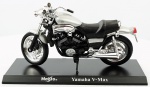 MAISTO . Yamaha "V-Max", medindo 12 cm.