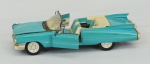Miniatura de carrinho Cadillac, escala 1/54,1959, na cor turquesa.