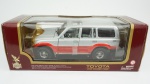 Road Legends Collection 1:18 Modelo 92098 Toyota Land Cruiser, 1992