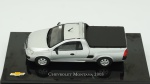 Chevrolet Montana 2003. Acondicionado em caixa de acrílico.Comprimento 10 cm.