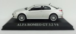 Miniatura carrinho - ALFA ROMEO GT 3.2 V6, medida 10 x 5 cm, acompanha caixa de plástico medida 7 x 13 x 7 cm.