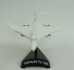 Miniatura Avião Militar - TUPOLEV TU 160, medida 13,5 x 9 cm.
