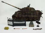 Miniatura tanque de guerra - German King Tiger (Porsche Turret) France 1944, em plástico, medida 30 x 12 cm, acompanha caixa de acrílico medida 18 x 36 x 16 cm.