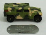 Miniatura carro militar - Humvee, medida 7 x 3 cm, acompanha caixa de acrílico medida 6,5 x 10 x 5,5 cm.
