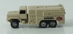 Miniatura militar - Caminhão Military Pumper em plástico, medida 8 x 3 cm, acompanha caixa de acrílico medida 6,5 x 10 x 5,5 cm.