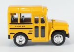 Ônibus Escolar curto Modelo de Veículo Carro Amarelo, Medida 5,5 x 10 x 5 cm, acompanha caixa expositora em acrílico, medida 8 x 11,5 x 7,5 cm.