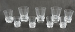 Lote c/ 9 copos em grosso cristal, sendo 3 c/ 9 cm, 2 c/ 7 cm e 4 c/ 6 cm