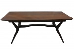 Mesa de jantar em madeira nobre. Atribuído a Giuseppe Scapinelli. Medidas 80 x 180 x 88 cm, acompanha 2 tábuas extensoras 50 cm cada.