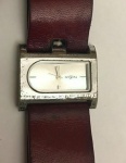 Relógio de pulso feminino, Royn - pulseira em couro no estado (máquina no estado não verificada)