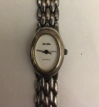 Relógio de pulso feminino, Folli Folli -  caixa e pulseira em metal prateado, máquina no estado não verificada