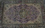 Tapete Persa Ghoum, lã e seda (com manchas e sem franjas).Medida 1,65 x 1,08 = 1,78 m²
