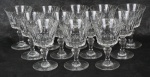 BACCARAT. Doze taças para vinho do Porto em cristal francês , lapidação Piccadilly. Alt. 11 cm.