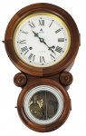Relógio de parede formato "8", marca ASTRO, 30 dias , mostrador com algarismos romanos, acompanha chave. ( no estado- não testado). Medidas 45 x 28 cm.