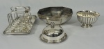 Lote com 4 peças diversas em metal espessurado a prata, sendo: 1 porta torradas, 1 bowl oitavado, 1 porta petisco e 1 manteigueira.