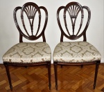 Conjunto de 6 cadeiras inglesas, em mogno, estilo georgiano, medindo 93x50x44 cm, assento em tecido brocado.( Retirada em Copacabana- Av. Atlântica, por conta do comprador com agendamento)