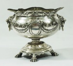Bowl em prata ricamente adornado med. 16x18 cm de diâm, peso 590 gr.