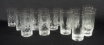 Lote contendo 16 copos em cristal,  sendo 11 iguais e  5 de modelos diferente, ( 1 com bicado), alturas, maior 13 cm, menor 11,5 cm.